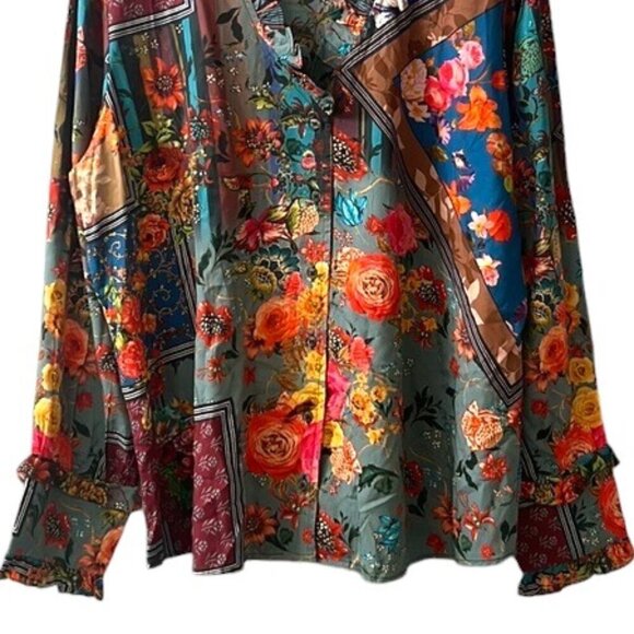 Tolani Multi-Color Floral Long Sleeve Button Down Blouse NWOT Size Medium - Picture 3 of 12